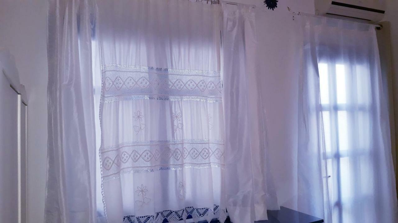Christos Rooms Paleochora Buitenkant foto